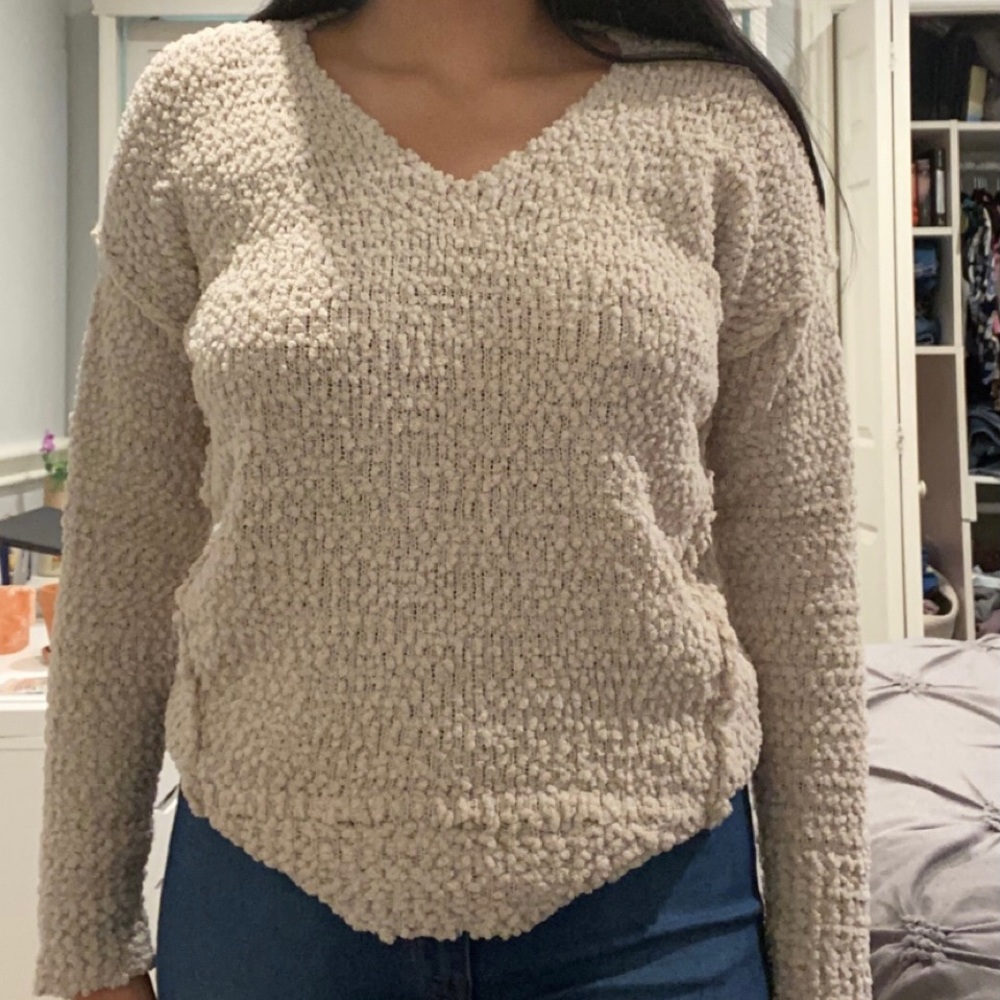 Cute brown sweater